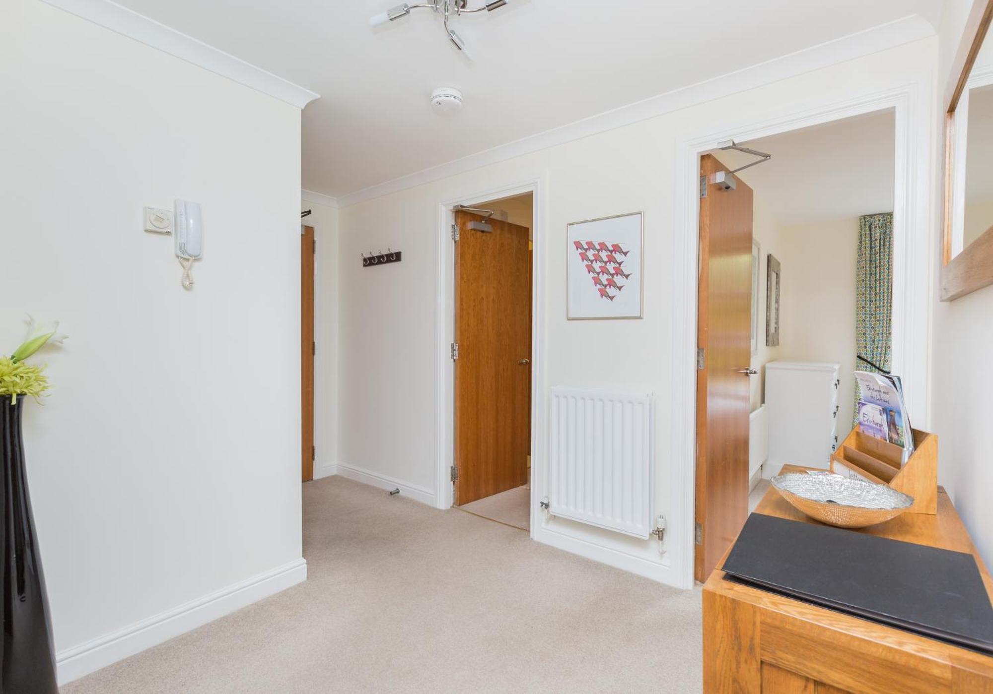Old Tolbooth Wynd - 388 Apartment Edinburgh Luaran gambar